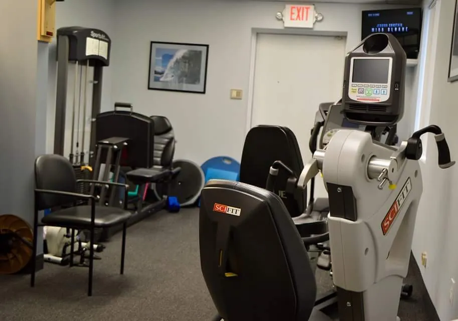 Strength machines and an upper-body ergometer